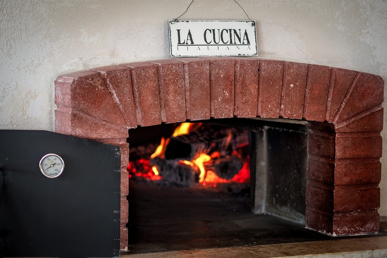 High-Quality Pizza Ovens and Grills Available in Waukegan, IL Premium Pizza Ovens and Grills in Waukegan, Illinois